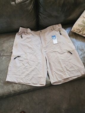 New Tag Gradual Beige Cargo Shorts Hiking Zipper Pockets Lightweight Stretch XXL
